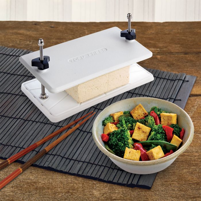 Harold Import Helen's Asian Kitchen Tofu Press