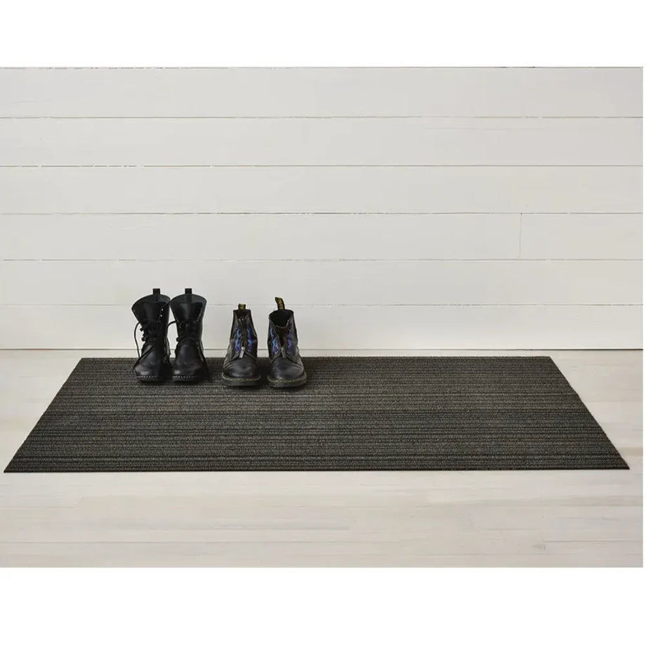 Chilewich Indoor Outdoor Shag Doormat - Skinny Stripe / Periwinkle / 24x36