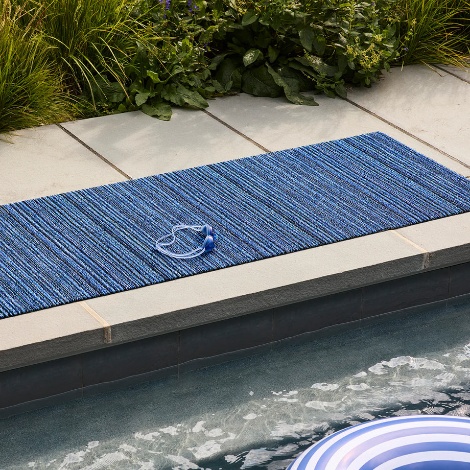 Chilewich Indoor Outdoor Shag Doormat - Skinny Stripe /Rectangle / Ocean / 36x60"