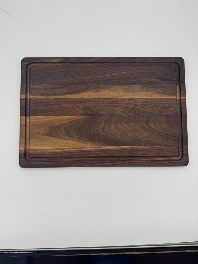 Labell Maple Walnut Edge Grain Cutting Board 12″ x 18″