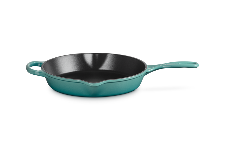 Le Creuset 26cm Signature Iron Handle Skillet - Bleu Riviera