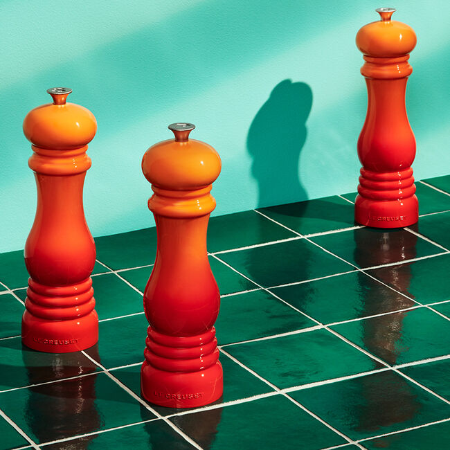 Le Creuset 20cm Salt Mill - Flame