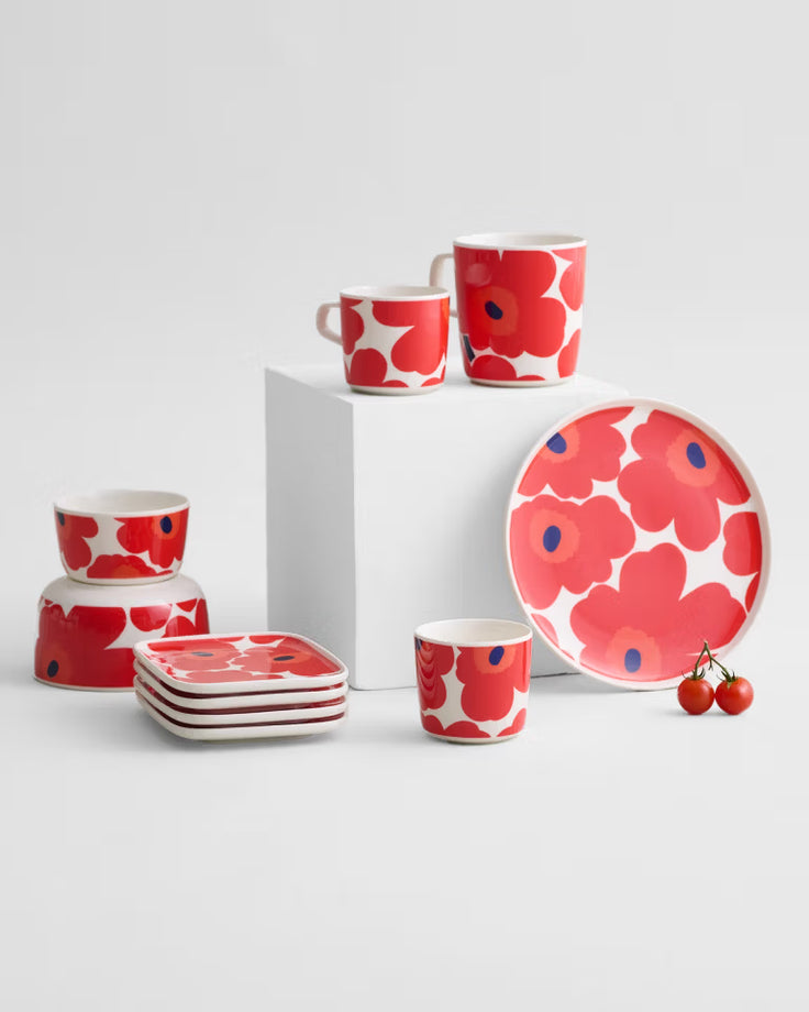 Marimekko Oiva Large Mug /400 ml / 13.5 oz - UNIKKO Red