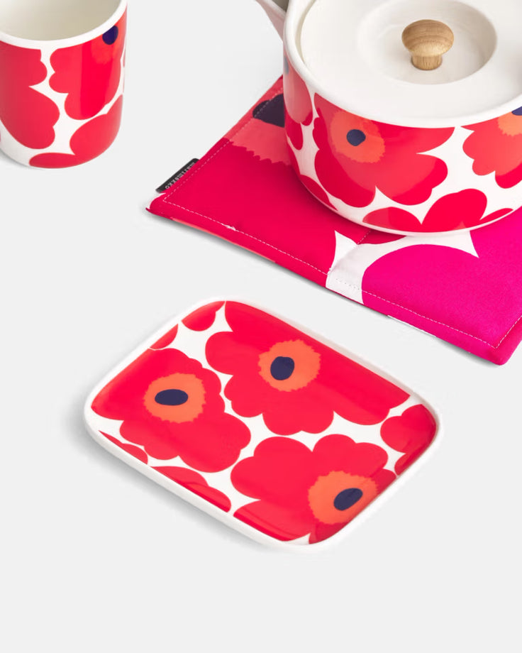 Marimekko Rectangular Plate / 12.7×15.1 cm / 5 × 6 " - UNIKKO Red