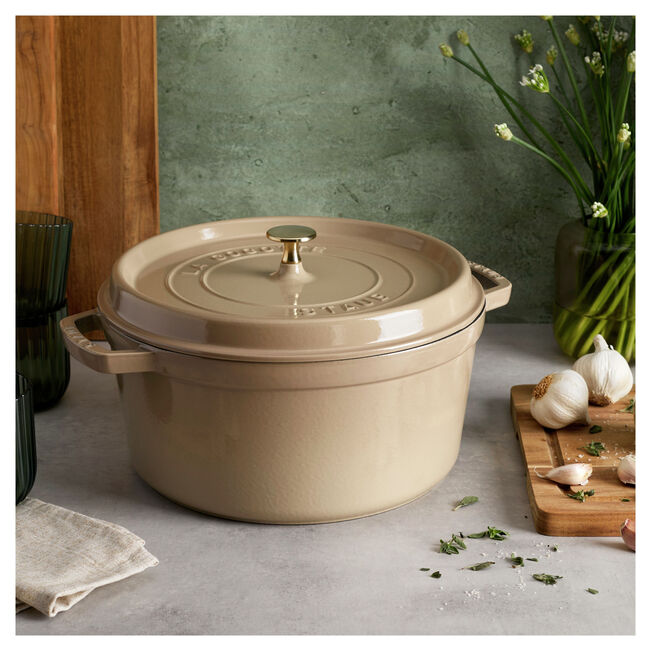 STAUB Cast Iron Round Cocotte  3.7 L - Seasame