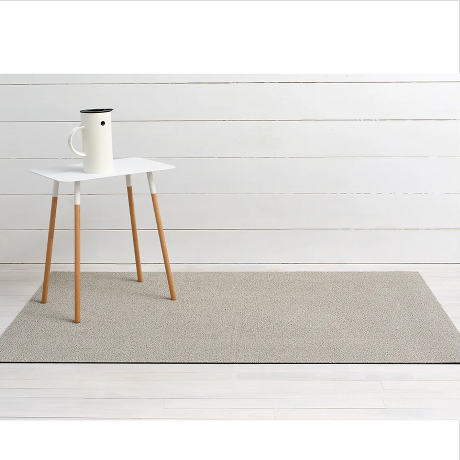 Chilewich Indoor Outdoor Shag Big Mat - Solid / Silk / 36x60"