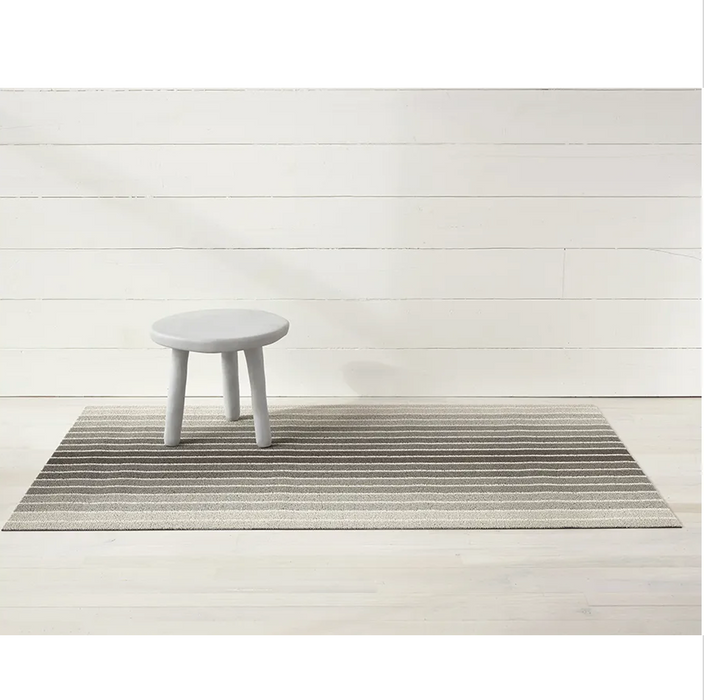 Chilewich Indoor Outdoor Shag Utility Mat - Taupe / 24x36"