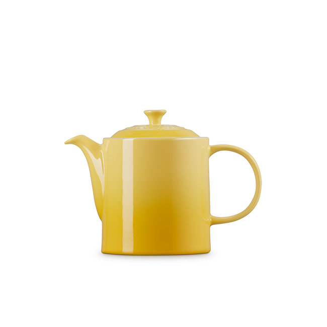 Le Creuset Grand Teapot - Camomille