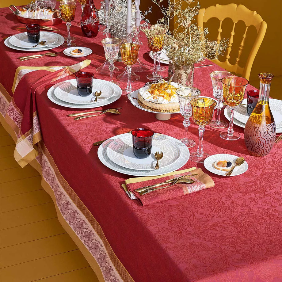 Garnier-Thiebaut Tablecloth - Alexandria Rubis - 69 x 120"