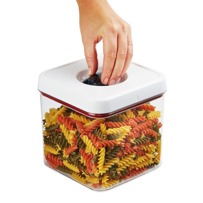 Zyliss Twist and Seal Storage Container - 2.48 L / 2.6 QT Square