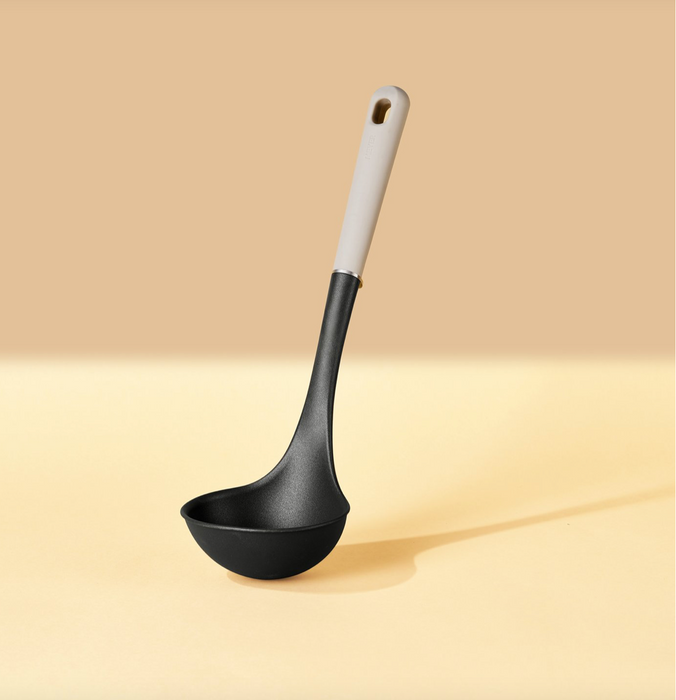 Meyer Ladle with Steel Stopper